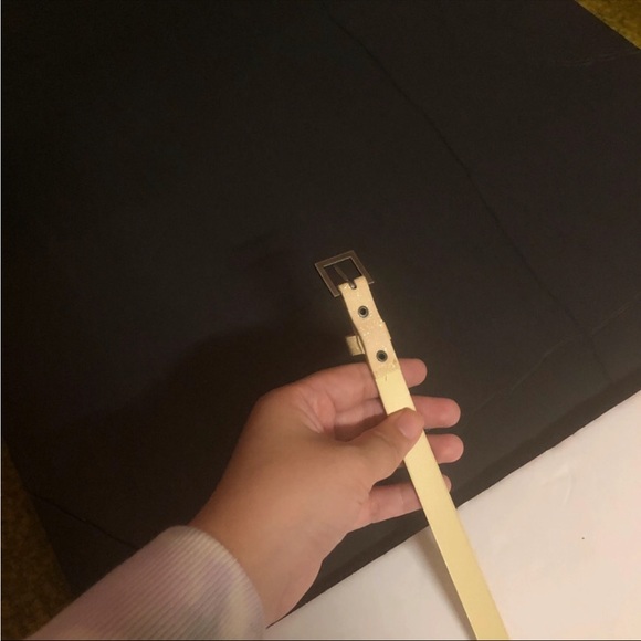 White Glittery Skinny Belt - Picture 5 of 5